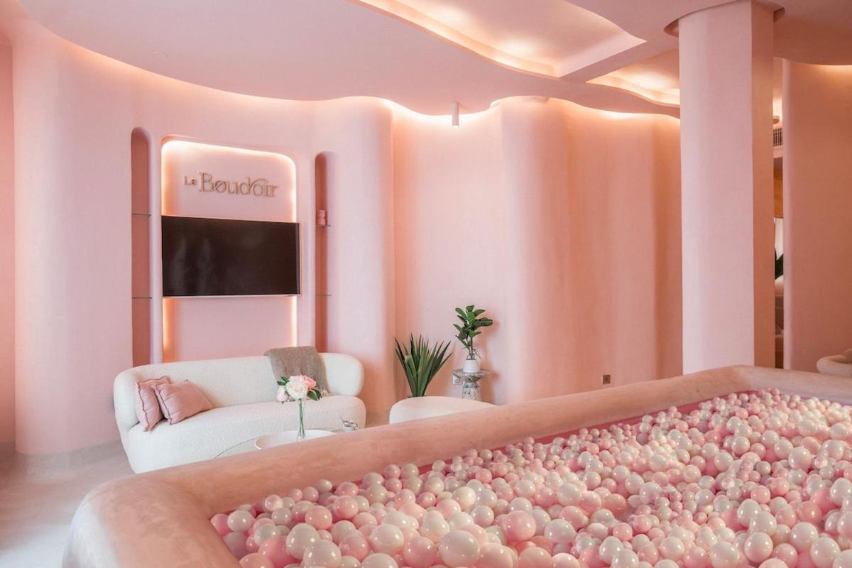 Le Boudoir Iconic 4 Guests
